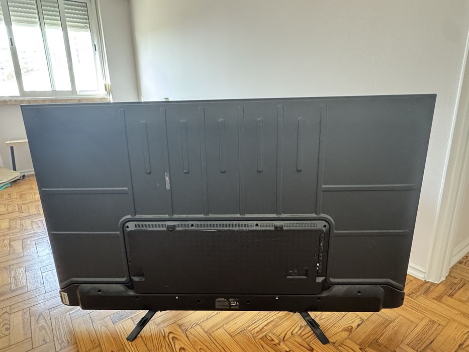 Tv com ecrã partido