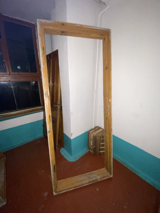 Двері б/у в хорошому стані дві пари