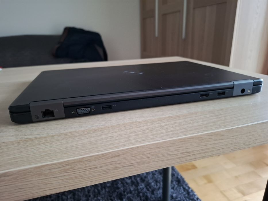 Laptop Dell Latitude E5550 Win 11, Intel Core i5, 238GB, 8GB RAM