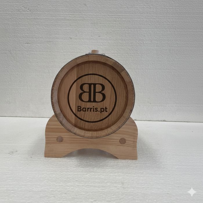 Barris em madeira de carvalho/ Pipos em madeira de carvalho