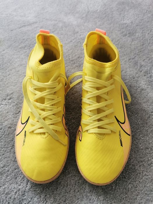 Halówki Nike Mercurial Superfly 9 rozm 35