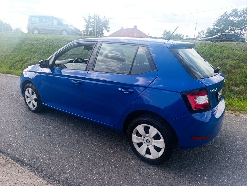 Skoda Fabia 1.0mpi benzyna org prz 45tys klima kamera Zadbana