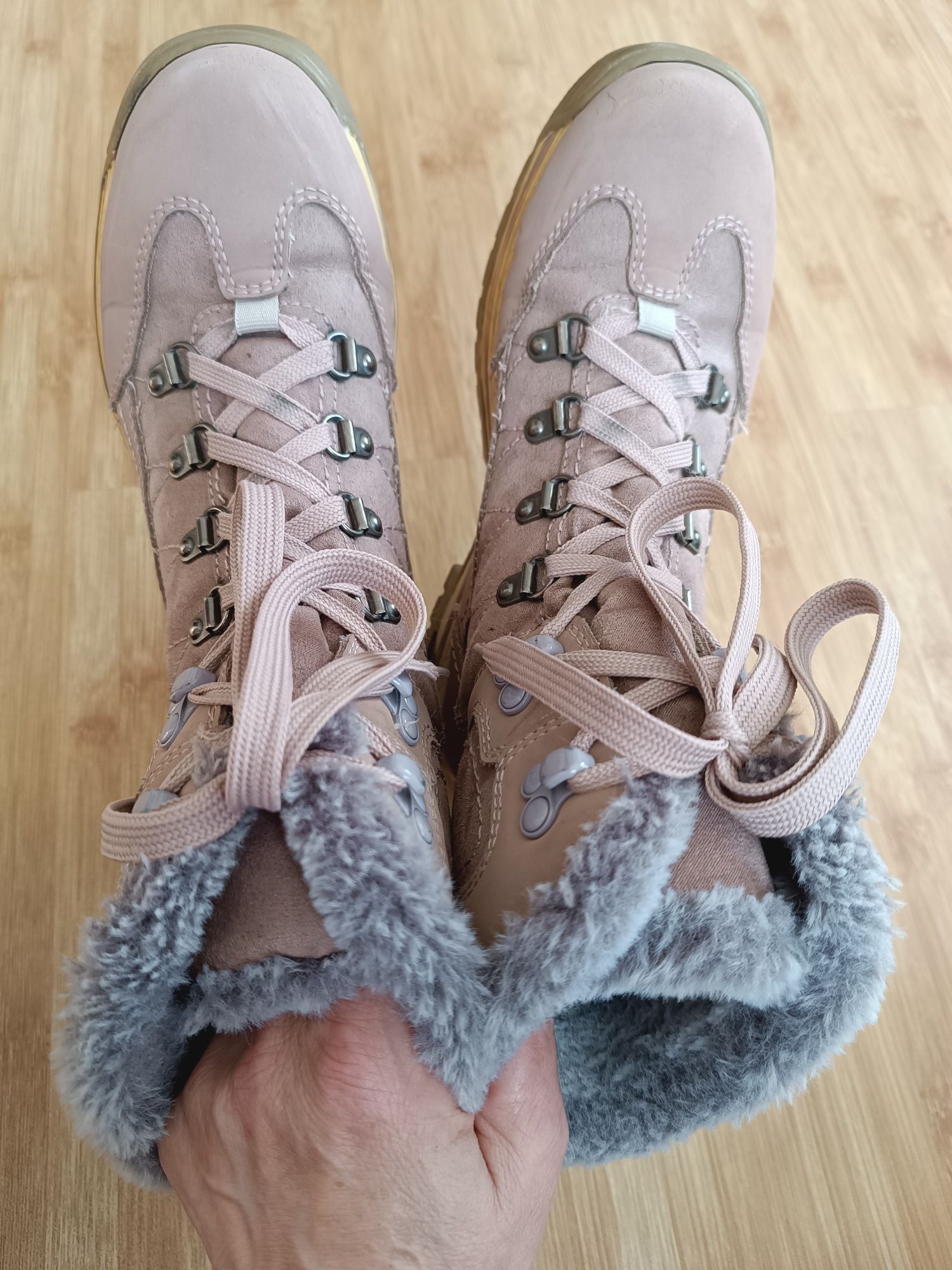 Осінньо-зимові ботинки Cortina 38-39, чоботи, сапожки