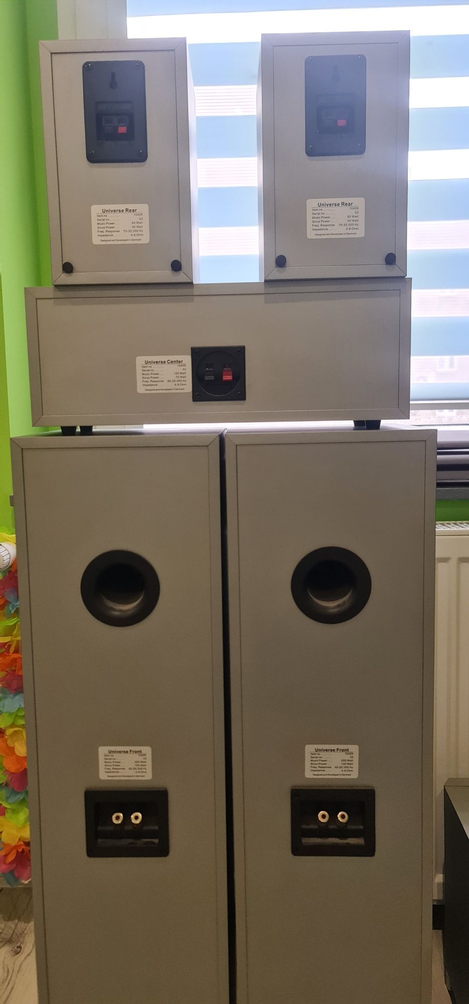 Zestaw pięciu głośników 5.1  universe + subwoofer aktywny philips