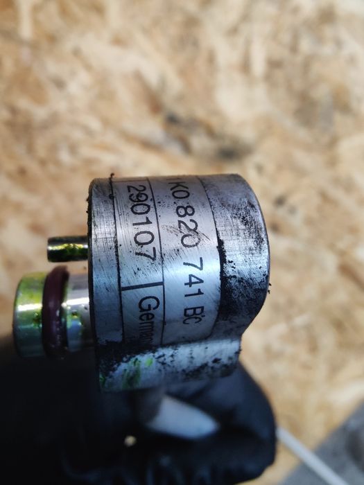 Przewód wąż rurka klimatyzacji Audi a3 S3 8p Seat Leon Altea