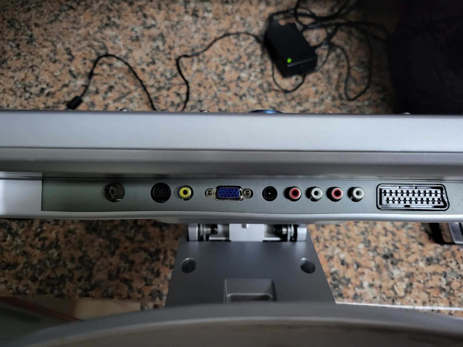 Monitor TV /PC AG Electronics + Suporte de parede articulável