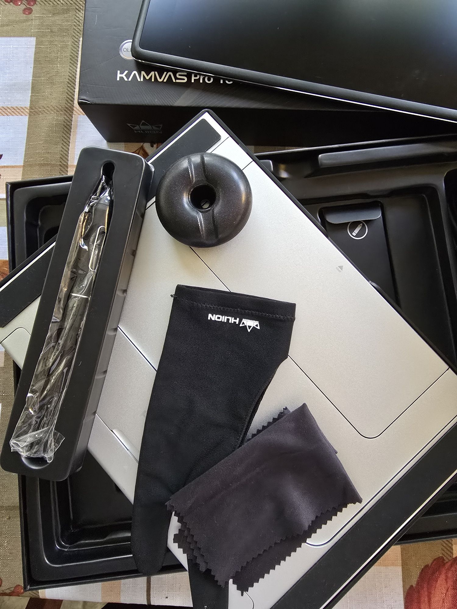 Huion Kamvas PRO 13 (2.5K)