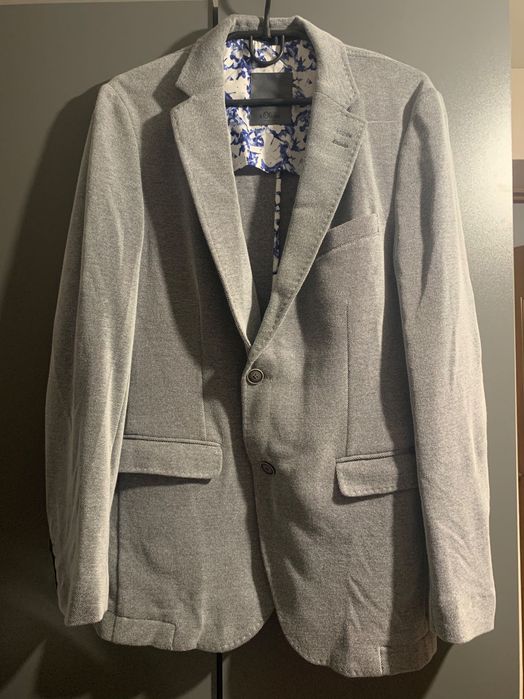 Продам женский пиджак