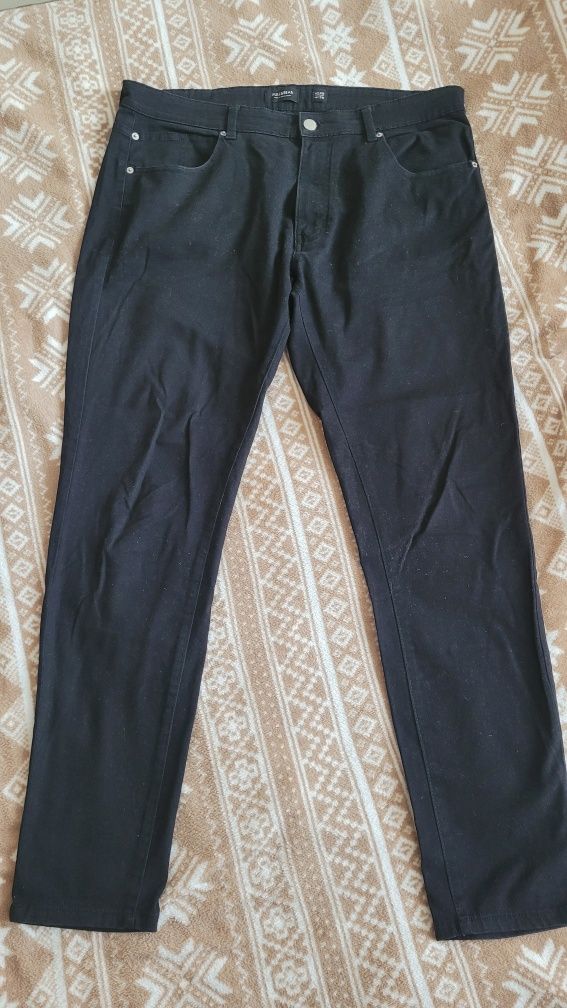 Spodnie męskie czarne pull bear rurki L