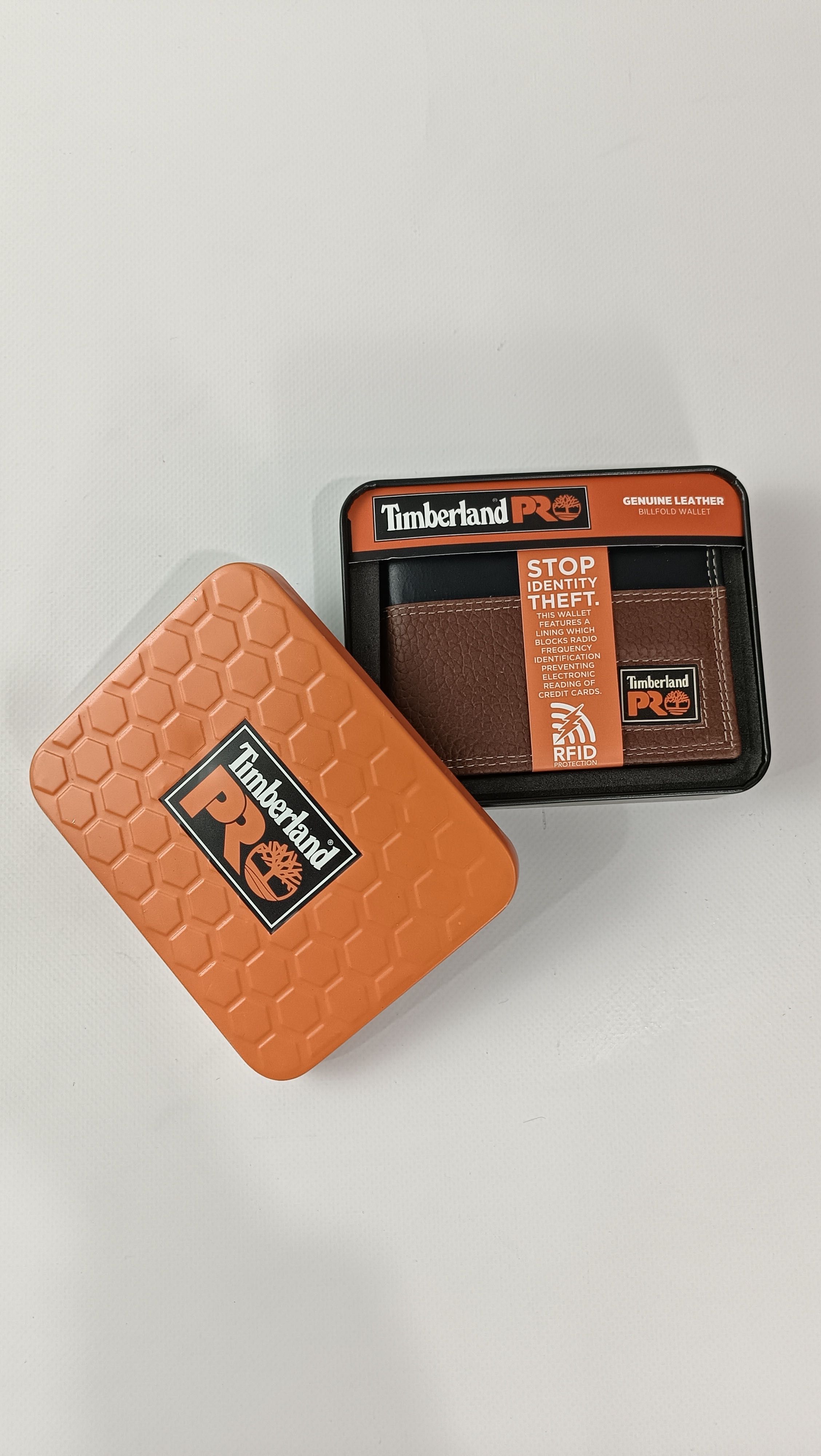 Чоловічий шкіряний гаманець Timberland PRO з захистом від зламу карт