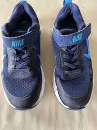 Sneakersy Nike, rozmiar 34