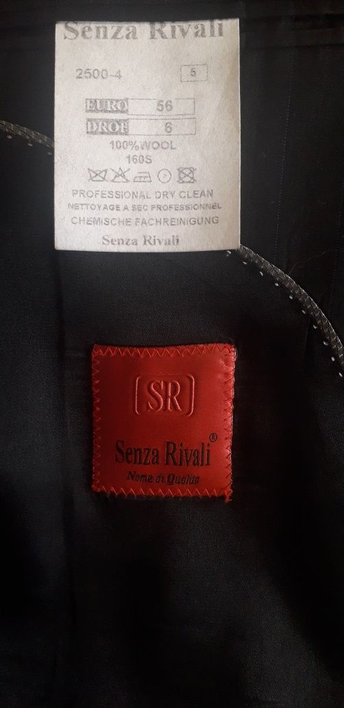 Продам брендовий костюм Senza Rivali