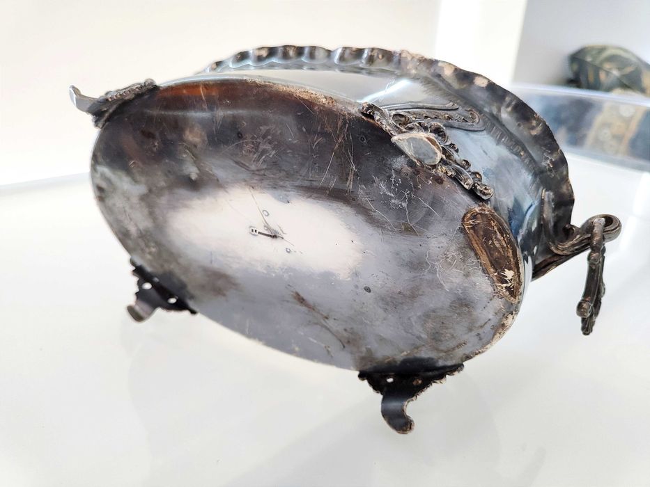 Przepiękna srebrzona żardiniera Wiskemann, koniec XIX wieku Bruksela