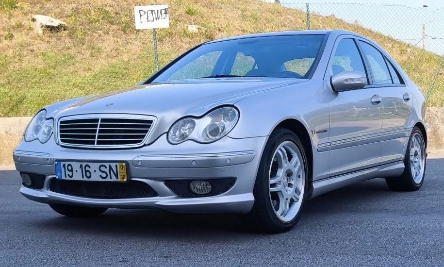 Mercedes c32 3.2 V6 380 CV Ano 2001 ( AMG Nacional )