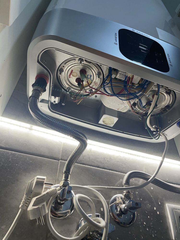 Termoacumulador Ariston VLS EVO 50 L (Ler descriçao)