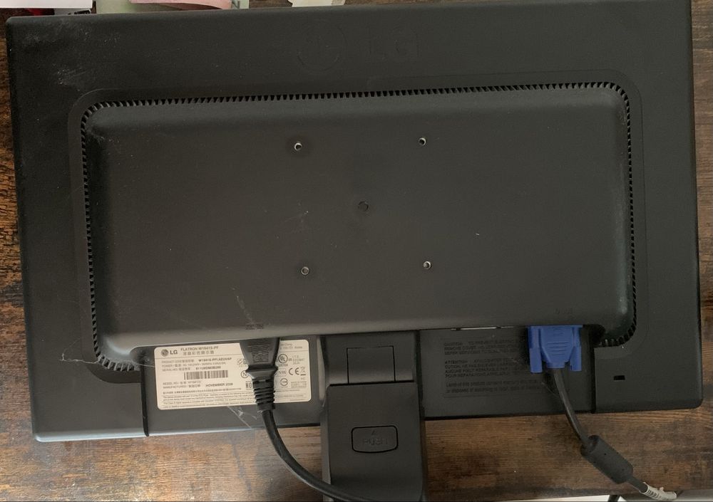 Sprzedam monitor LG Flatron W1941S 19 cali