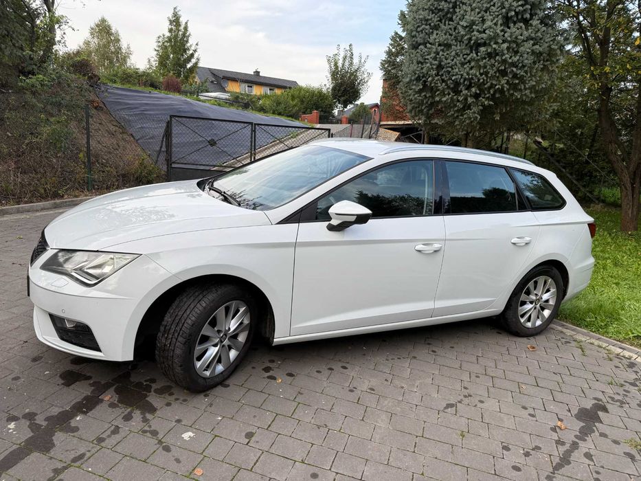 Seat Leon 1.5 ECOTSI 2019r. 131 KM. Salon Polska