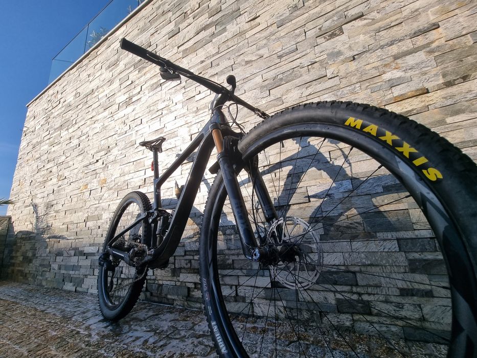 GIANT Anthem PRO 0, suspensão electrónica