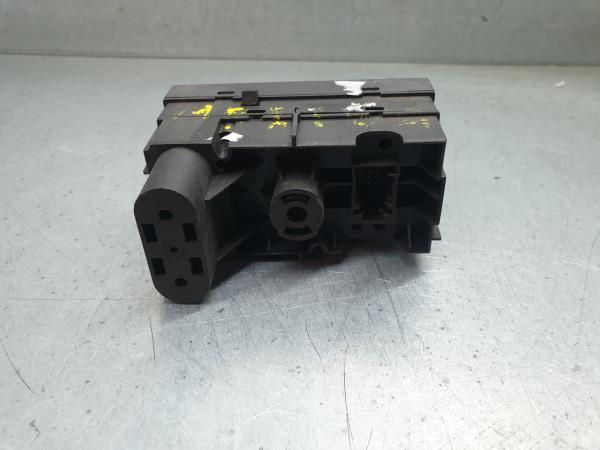 Botão / interruptor de luzes OPEL Meriva A