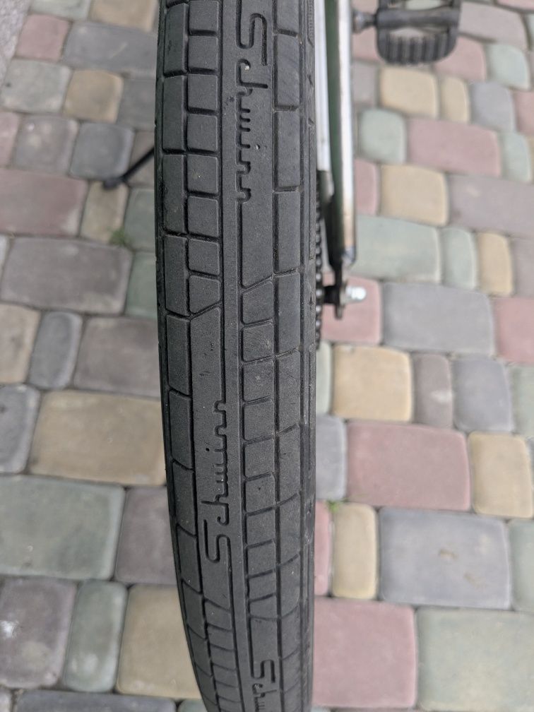 Schwinn hornet signature