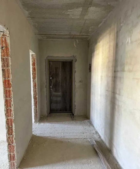 3к квартира! З виглядом на озеро.