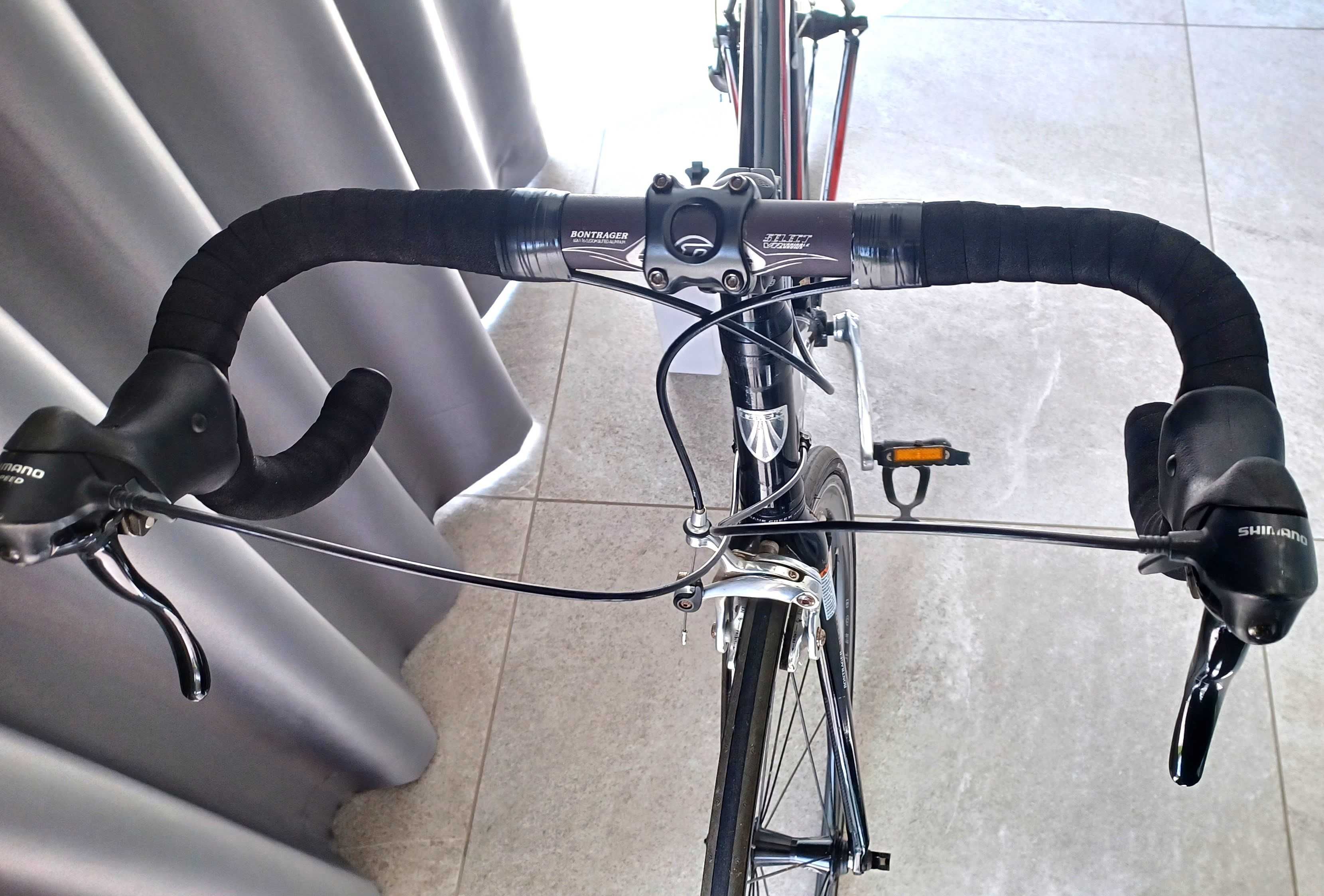 Aluminiowy rower szosowy TREK z Karbonowym widelcem | Opony 28 cali