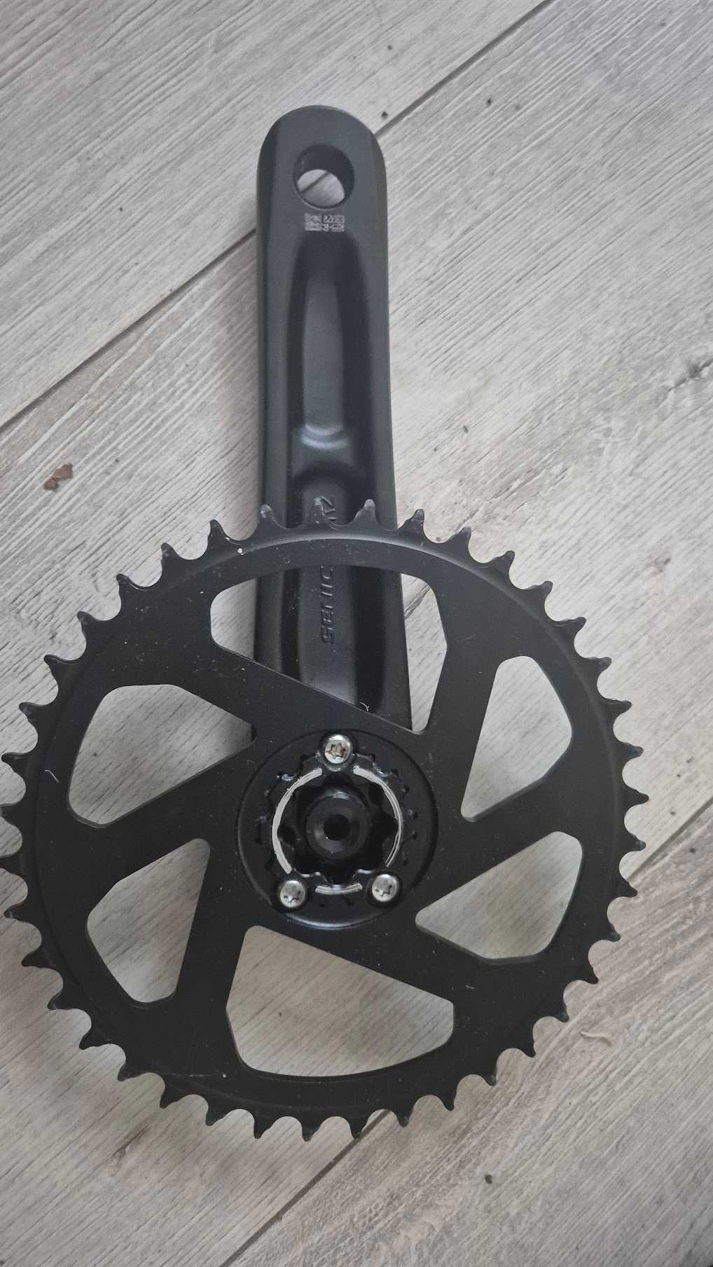 Korba rowerowa 40t DUB 165 mm gravel szosa