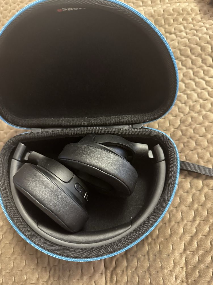 Навушники Jbl tune 710 bt