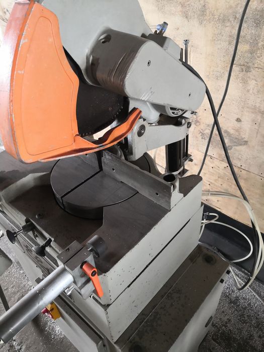 Piła przecinarka tarczowa ELU