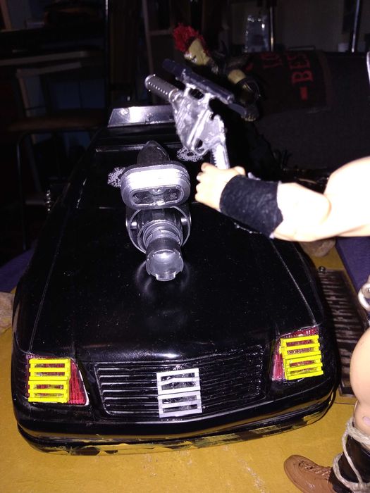 Diorama do Mad Max: O guerreiro da estrada