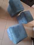 Pufy welurowe masywne