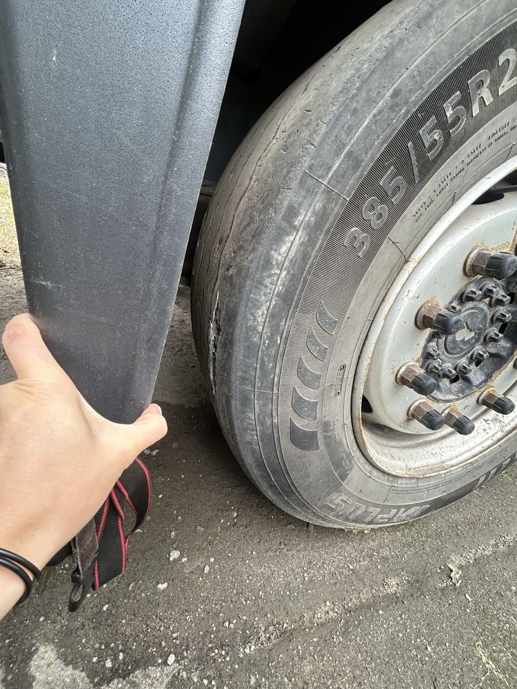 Продам прицеп тентованный