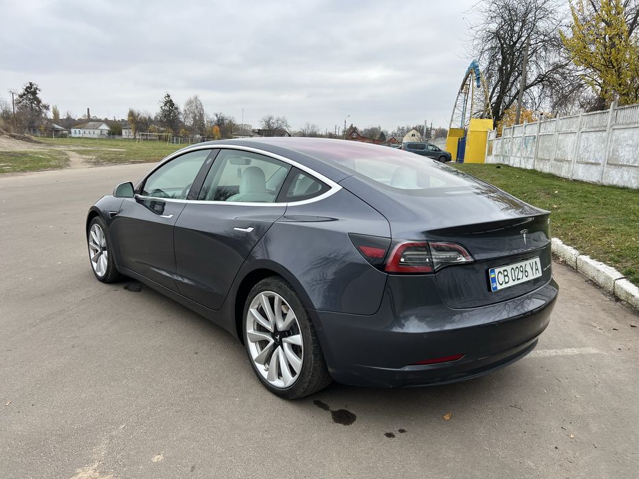 Tesla Model 3 Longe Range Dual Motor