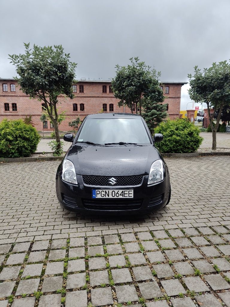 Suzuki Swift - 1.3.DDIS . Niski przebieg. Garażowany