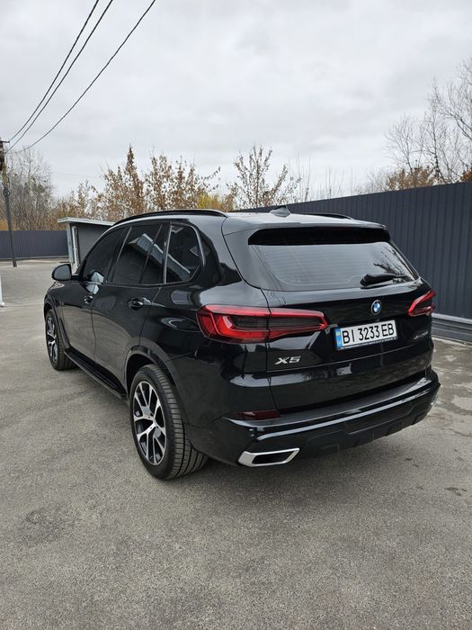 BMW X5 30D 2019 год