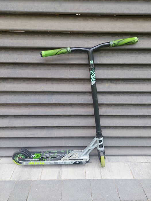 Hulajnoga wyczynowa Scootive