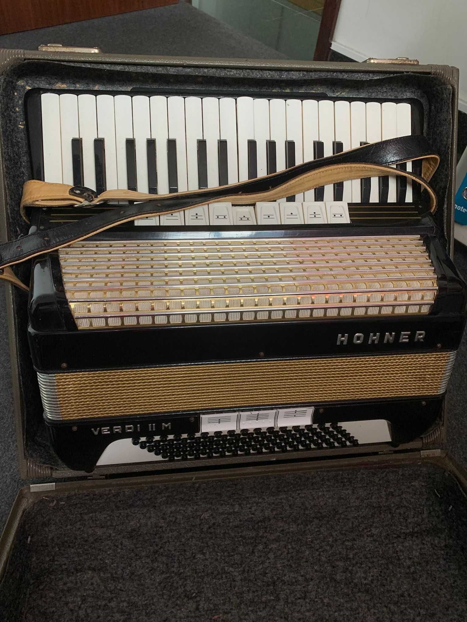 Acordeão Hohner -