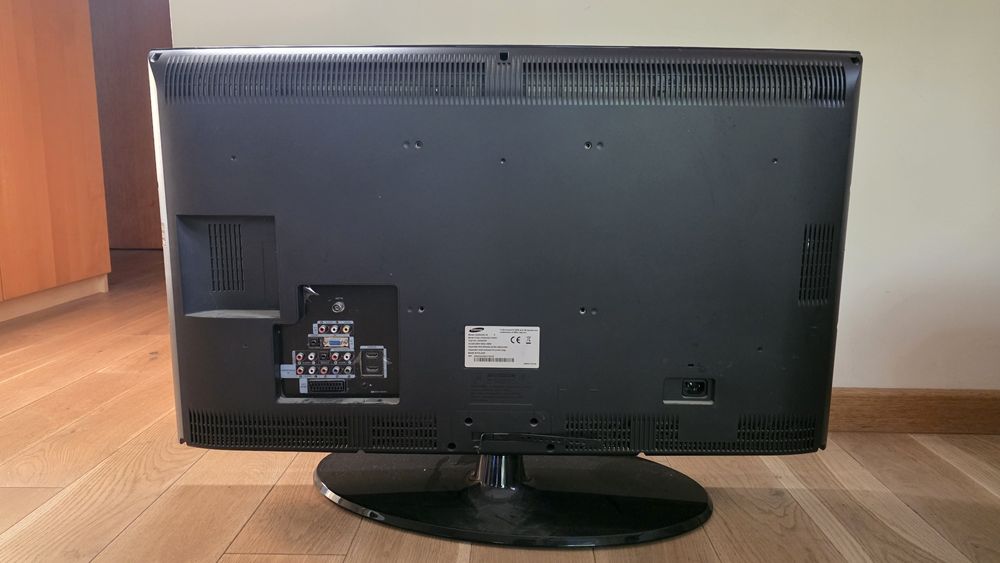 Telewizor  Samsung 32 cale le32a330j1n