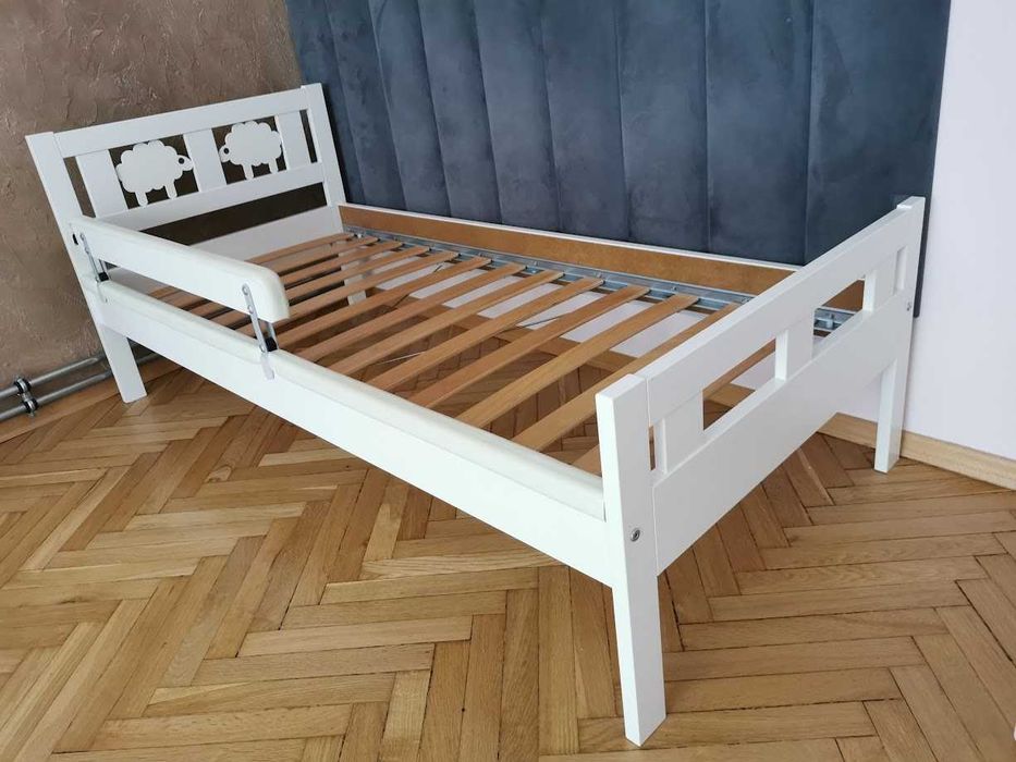 Łóżko dziecięce IKEA KRITTER z barierką + materac