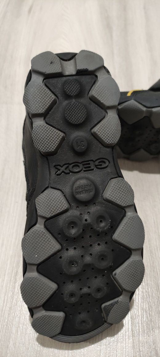 Buty Geox Respira r 31, wodoodporne