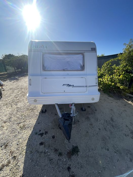 Caravana Pluma 530