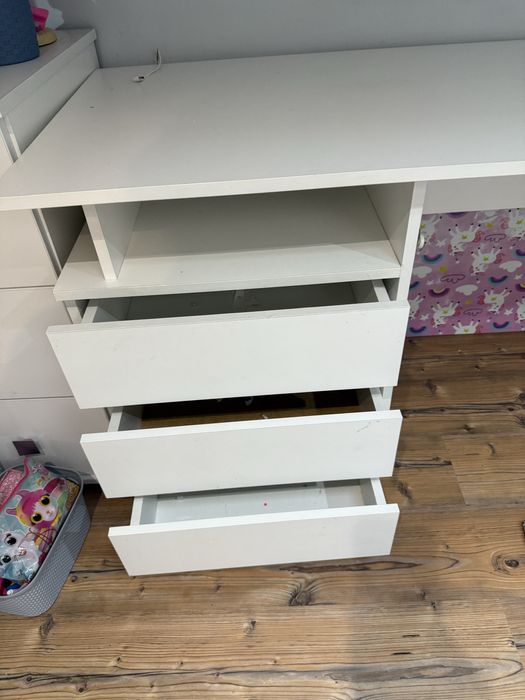 Biurko 100 zl biale  tylko dzisiaj pilne