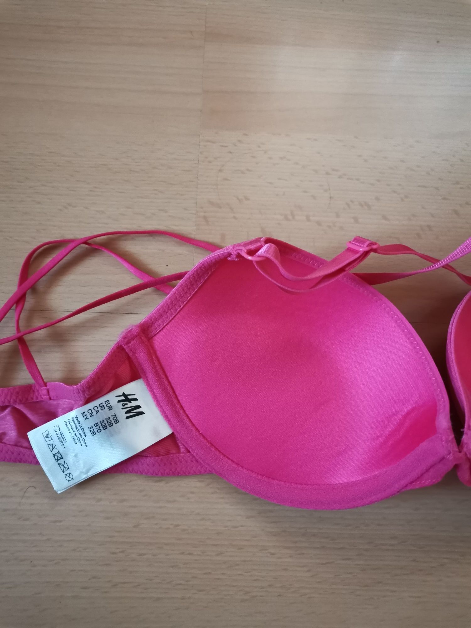 stanik push-up 70B H&M biustonosz na krzyż