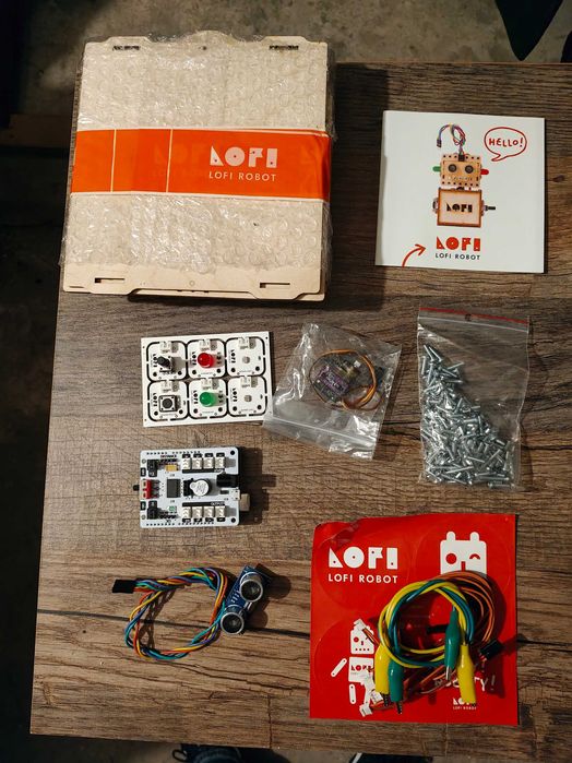 Robot Edukacyjny LofiRobot - zestaw startowy