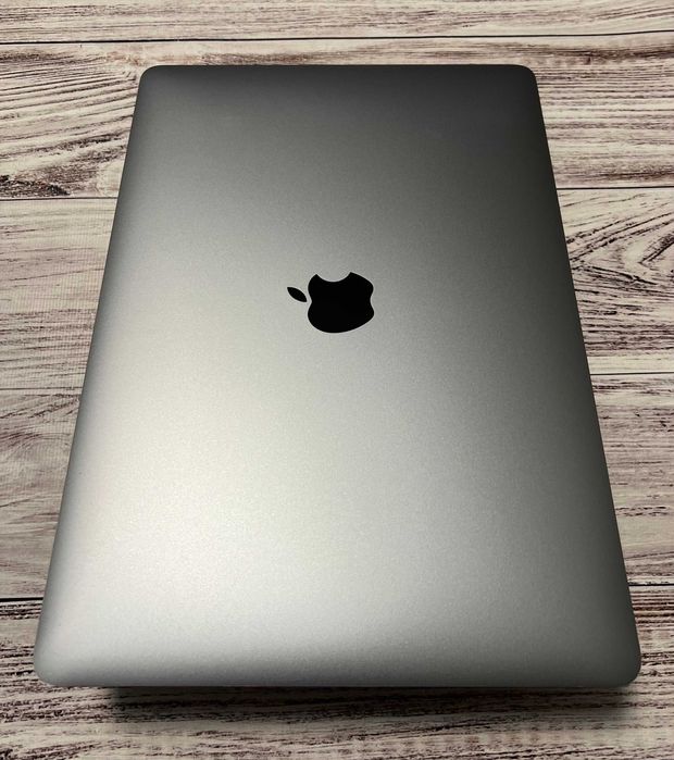 Apple Macbook Air 2020 M1 / 16Gb / SSD 512Gb