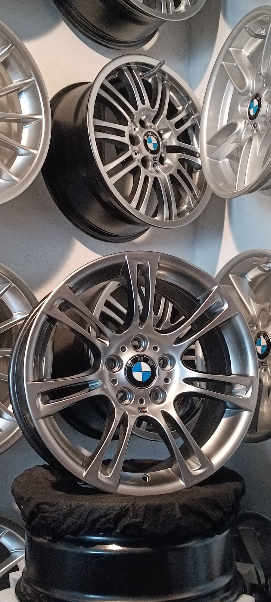 Jantes 18 Bmw Pack M original Style 350 dupla medida iguais a novas
?