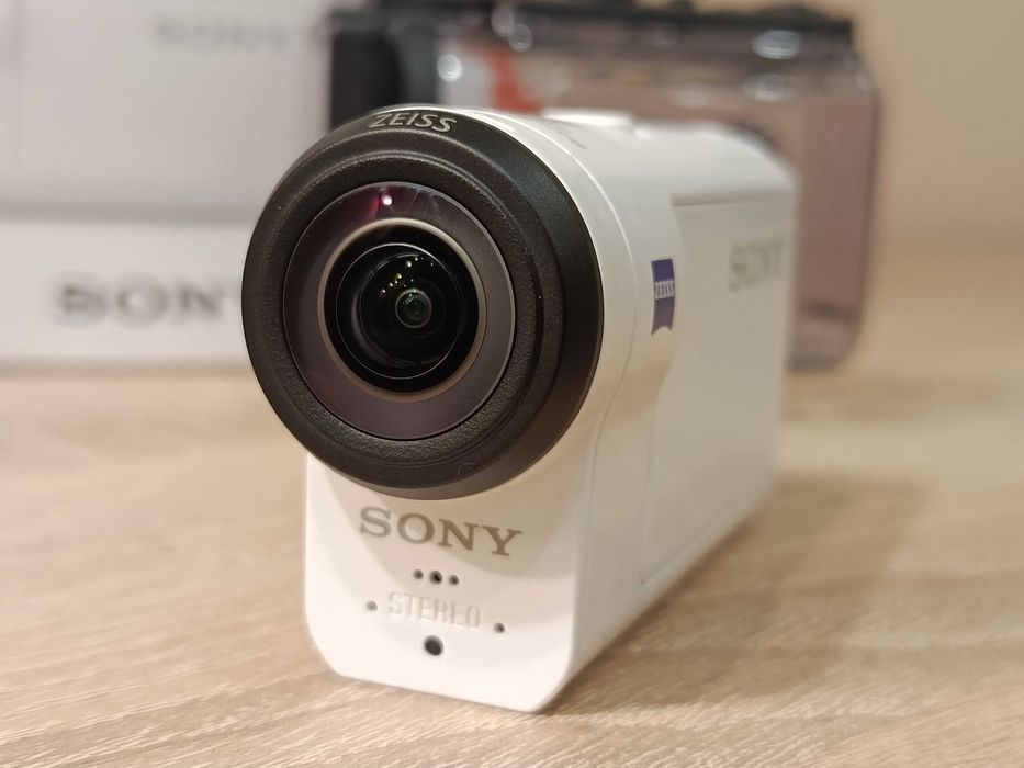 Єкшен камера sony hds-as300 (повний комплект)
