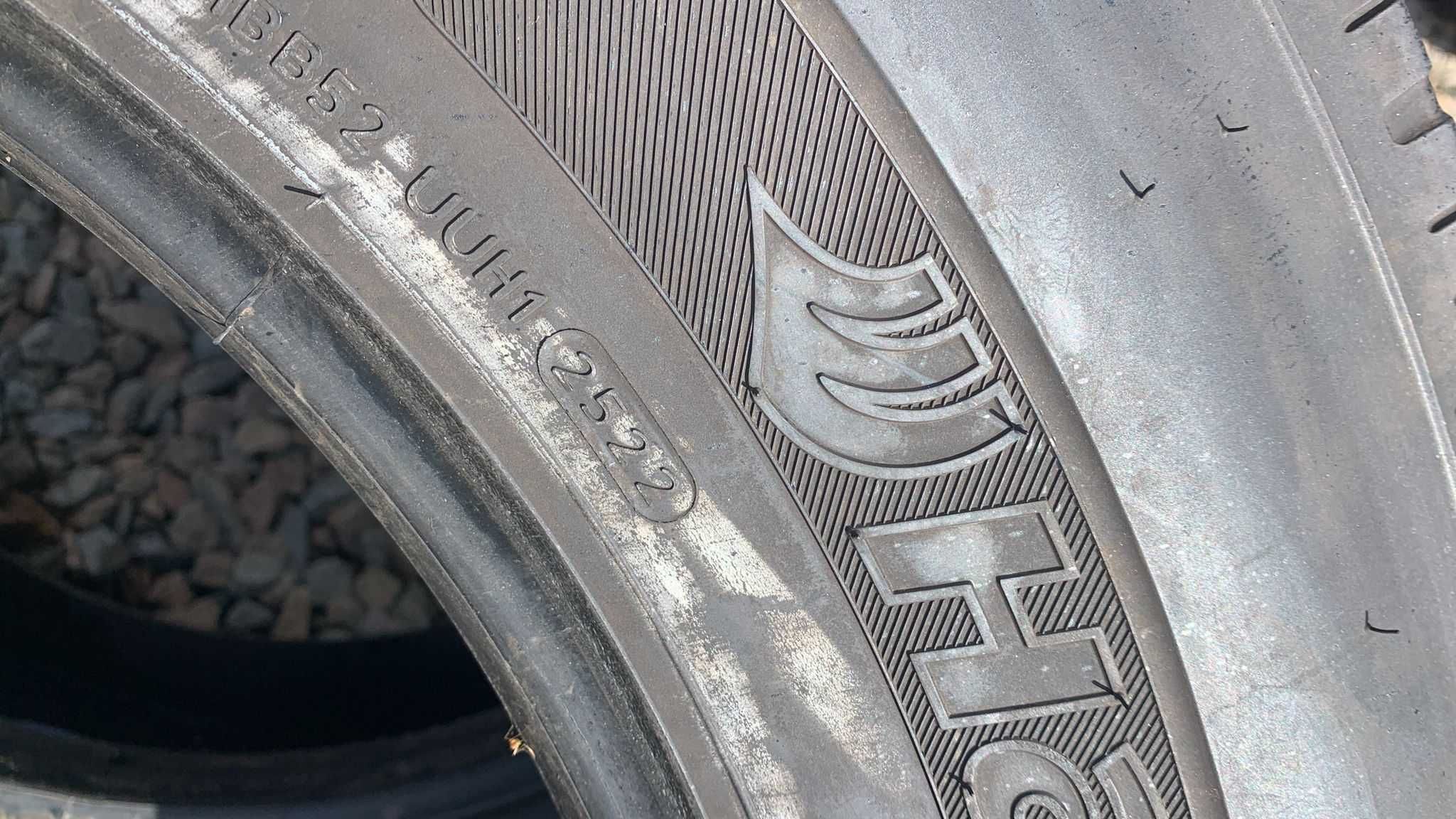 B142 - HANKOOK SMART City AUO4+ - 275/70 R22,5 - 2 sztuki