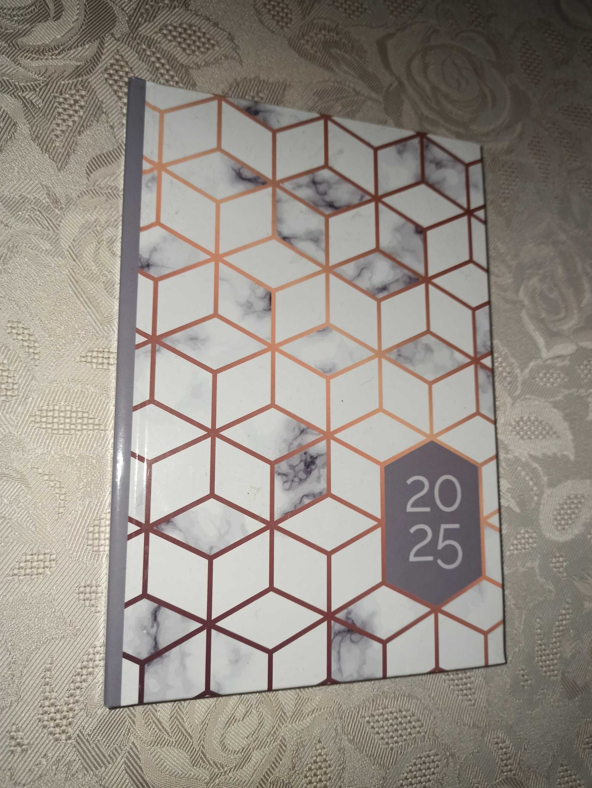 Nowy kalendarz 2025