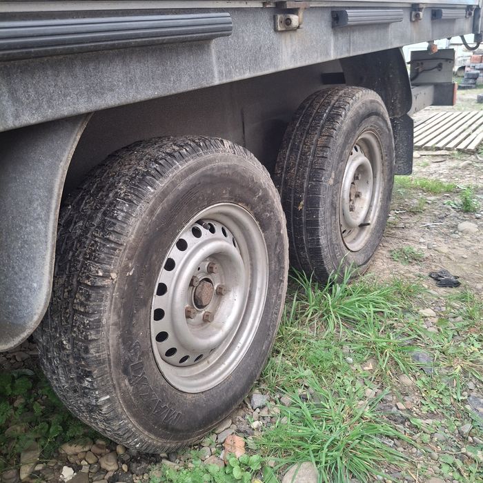 Продам прицеп з гідробортом